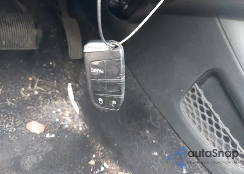 2012 Dodge Journey Sxt z USA, uszkodzony, nr VIN 3C4PDDBG1CT213809